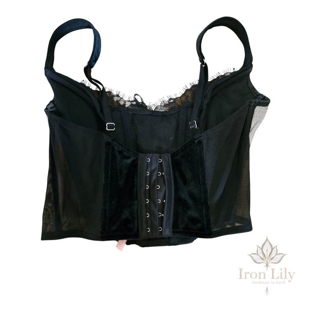 Victoria’s Secret Black Velvet Lace-Up Corset Bra | Excellent Condition - Picture 3 of 6